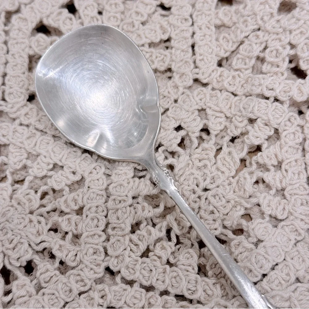 Vintage International Deep Silver Empress Sugar Spoon
